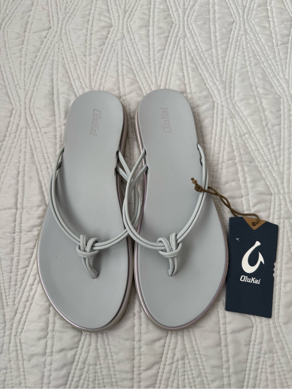 OluKai Women's Aka Flip Flop